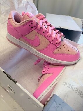 Nike Dunks (custom) Sneaker - Bright Pink